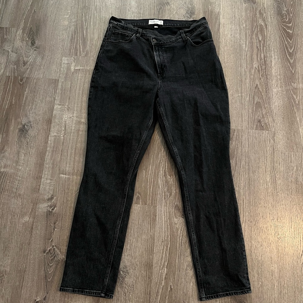 Abercrombie & Fitch Curve Love 90’s Slim Straight High Rise Criss Cross Waist - Picture 2 of 8